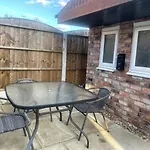 Delightful Home In Manchester
